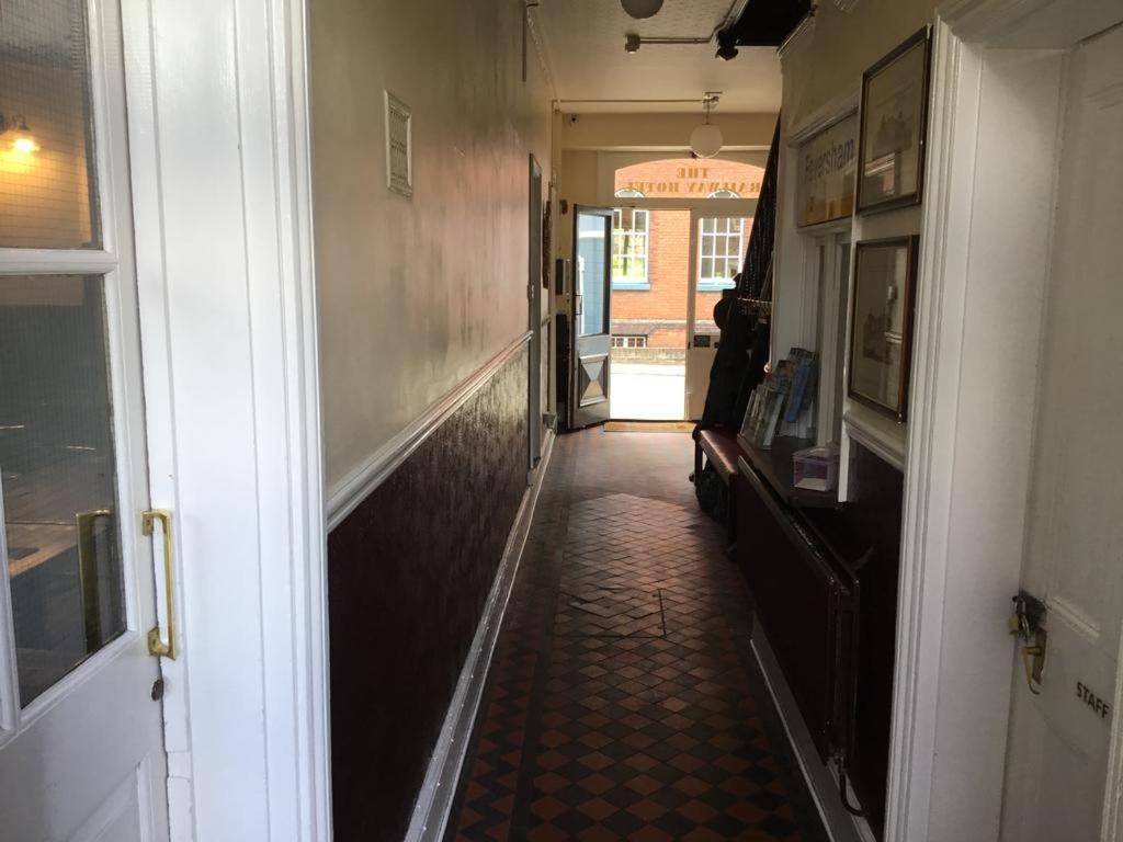 Railway Hotel Faversham Buitenkant foto