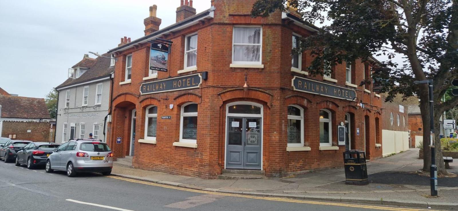 Railway Hotel Faversham Buitenkant foto